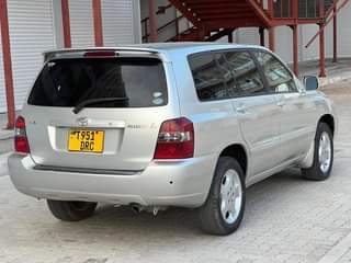 A picture of TOYOTA KLUGER