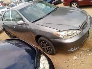 A picture of 2006 Toyota Camry 4plugs
