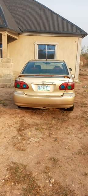 A picture of 2005 COROLLA First BODY Engine Gear and AC in perfect