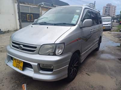 A picture of FOR SALE TOYOTA NOAH ROAD TOURE
