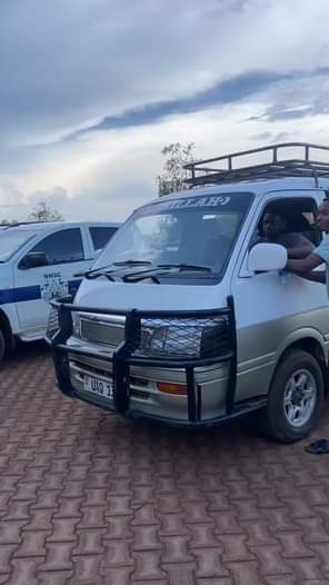 A picture of Its a buy and drive car For both longest distances