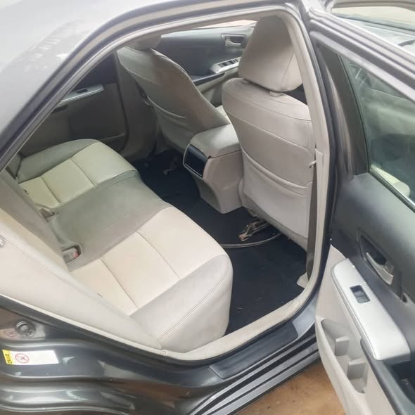A picture of Toyota camry 2013 le awoof deals