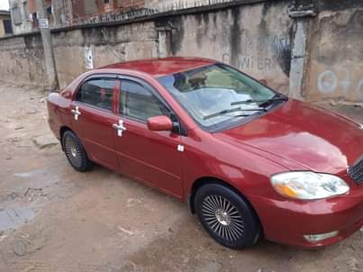 A picture of 2004 Toyota Corolla Le