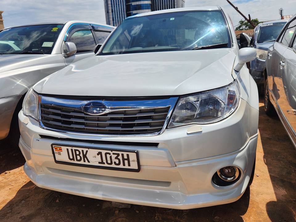 A picture of SUBARU FORESTER 2010 MODEL