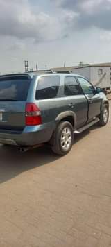 A picture of Acura mdx 2000 For Sale Just 1 280 The engine