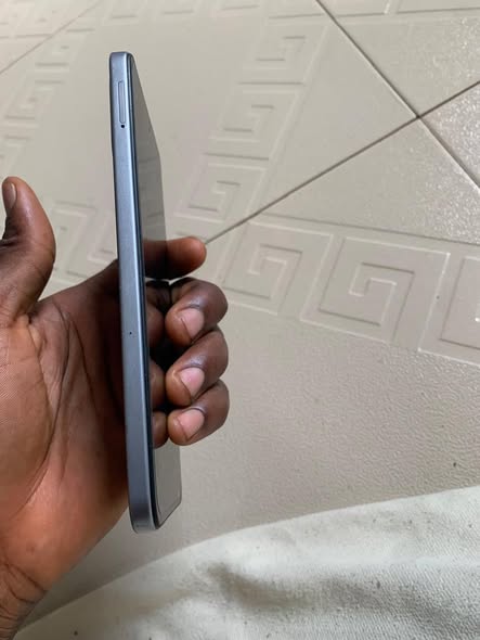 A picture of Techno spark 40