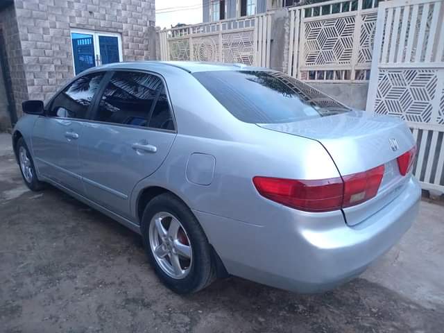 A picture of Honda Accord 2005 Model for 2 8m