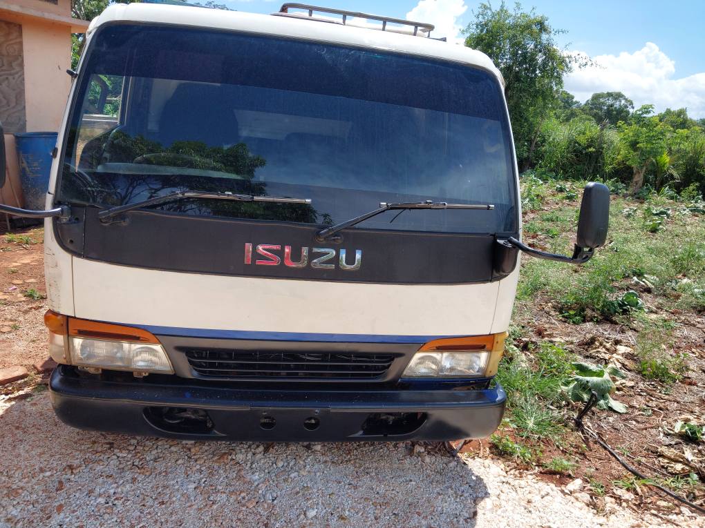 isuzu