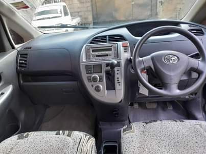 A picture of TOYOTA RACTIS 0785672221