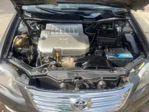 A picture of Distress 05 Toyota Avalon Used Painted Keyless Buy and travel