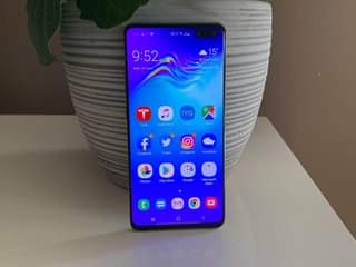A picture of Samsung s10 5g gb 256