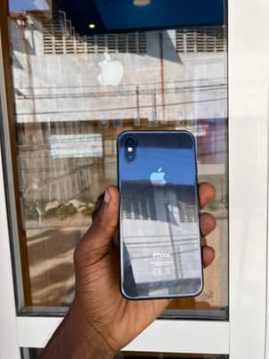 A picture of iPhone X