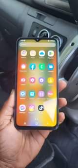 A picture of SAMSUNG M23