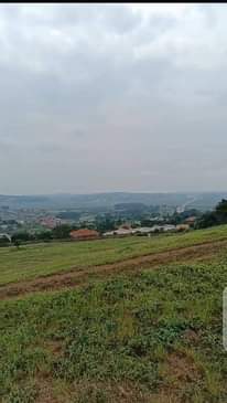 A picture of PRIME PLOTS MEASURED 50 100FT FOR SALE LOCATED ENTEBBE EXPRESS