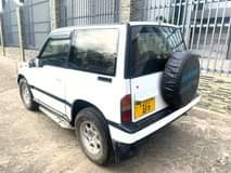 suzuki escudo