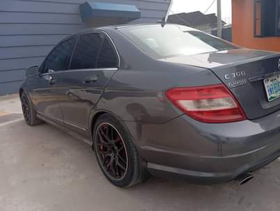 A picture of BELGIUM GRADE 2009 MODEL MERCEDES BENZ C300 Engine very good