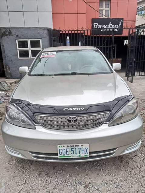A picture of Toyota Camry 2004