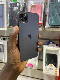 A picture of iphone 11 pro max