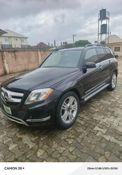A picture of 2014 GLK350 SHARP USED CALL ME ON 07031284704