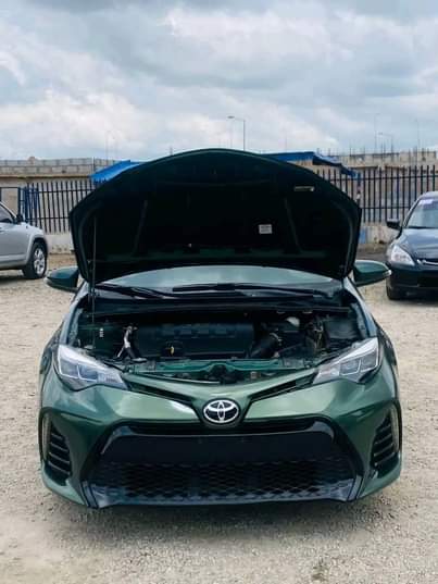 A picture of UNREGISTERED An Extremely Clean Used Toyota Corolla 2015 Model With