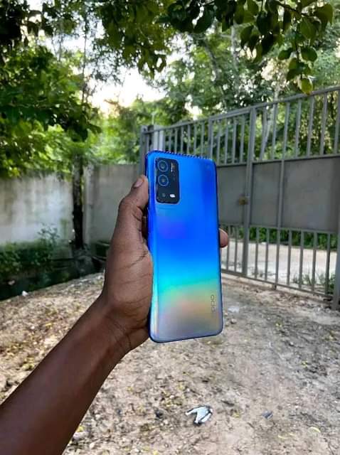 A picture of Oppo A 55