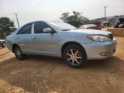A picture of 2006 TOYOTA CAMRY TOKS STANDARD