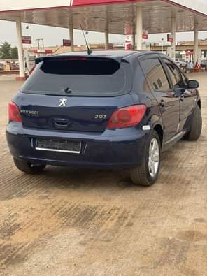 A picture of Peugeot 307 Manual Drive Normal Hand Buy and drive 2