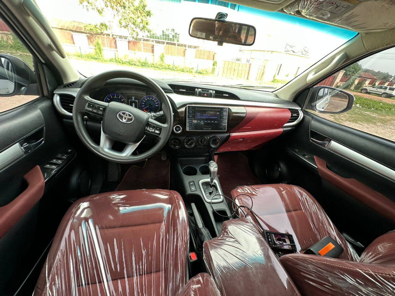 A picture of Hilux 2019