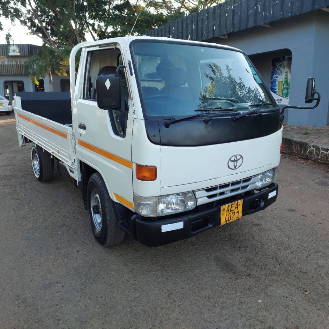 toyota dyna
