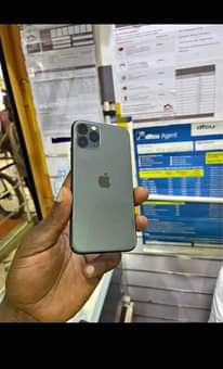 A picture of Iphone 11 pro max