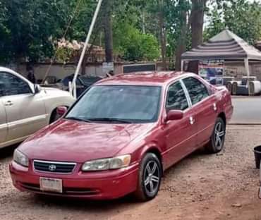 A picture of Camry Pencil light
