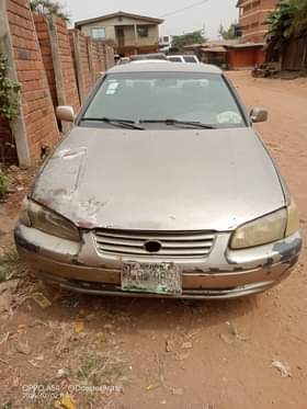 A picture of Car for sell drop light Price 700k with Settlements Location