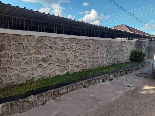 property chitungwiza