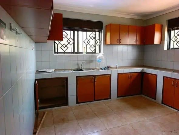 A picture of HOUSE FOR RENT LOCATION NALYA Standalone house 3bedrooms 2bathrooms Servant