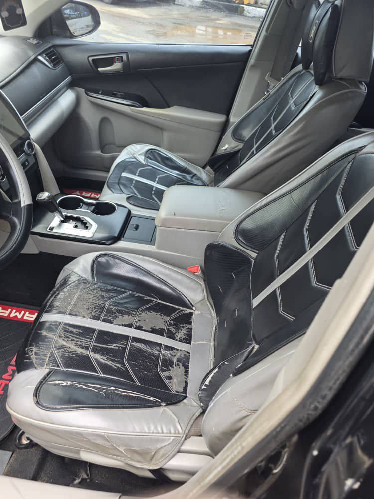 A picture of 2013 Camry Le.. registered