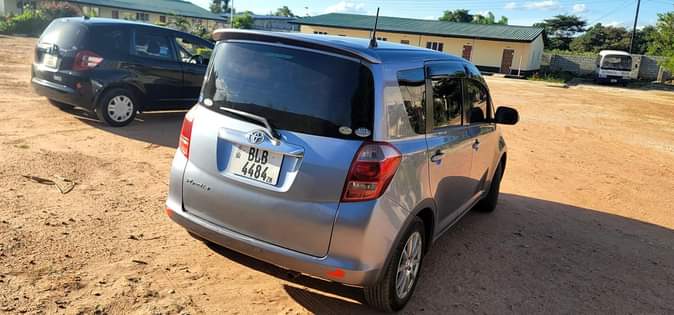 toyota ractis