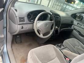 A picture of Urgent sale. 2005 Tokunbo Toyota Sienna 7.2m Location Island Only