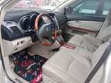 A picture of LEXUS RX330