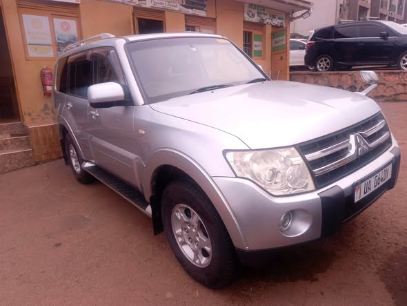 A picture of Mitsubishi Pajero