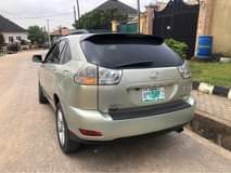 A picture of Lexus Rx330 2005 Model