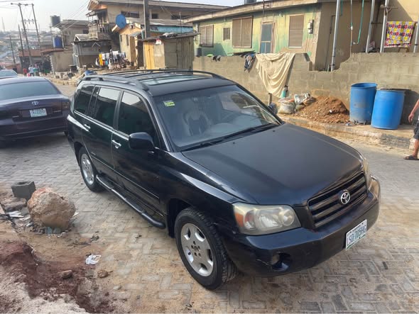 A picture of Toyota Highlander 08163843660