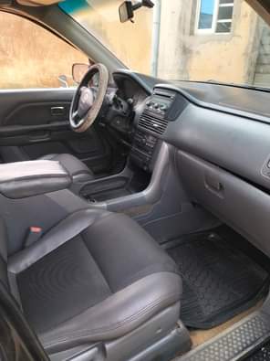 A picture of Honda Pilot 2004 Painted Sound engine and gear AC 1