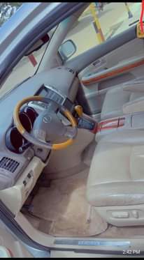 A picture of Rx330 Nigerian used Engine good gear system perfect interior 100
