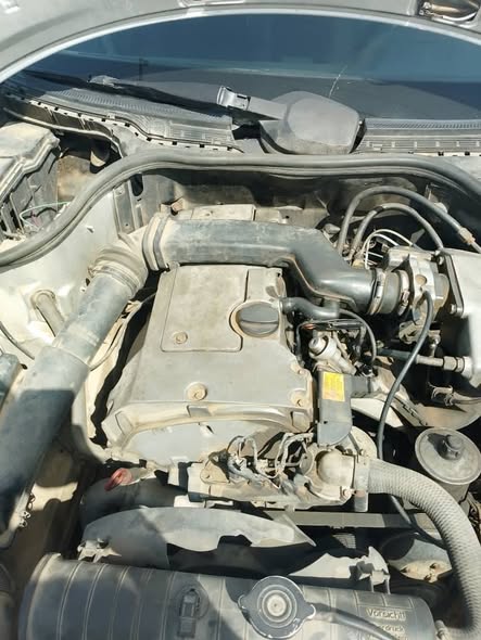 A picture of Benz 4 plug working perfectly buy an drive Dm 07015227957