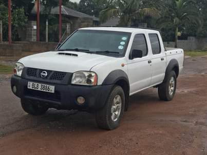 used nissan hardbody