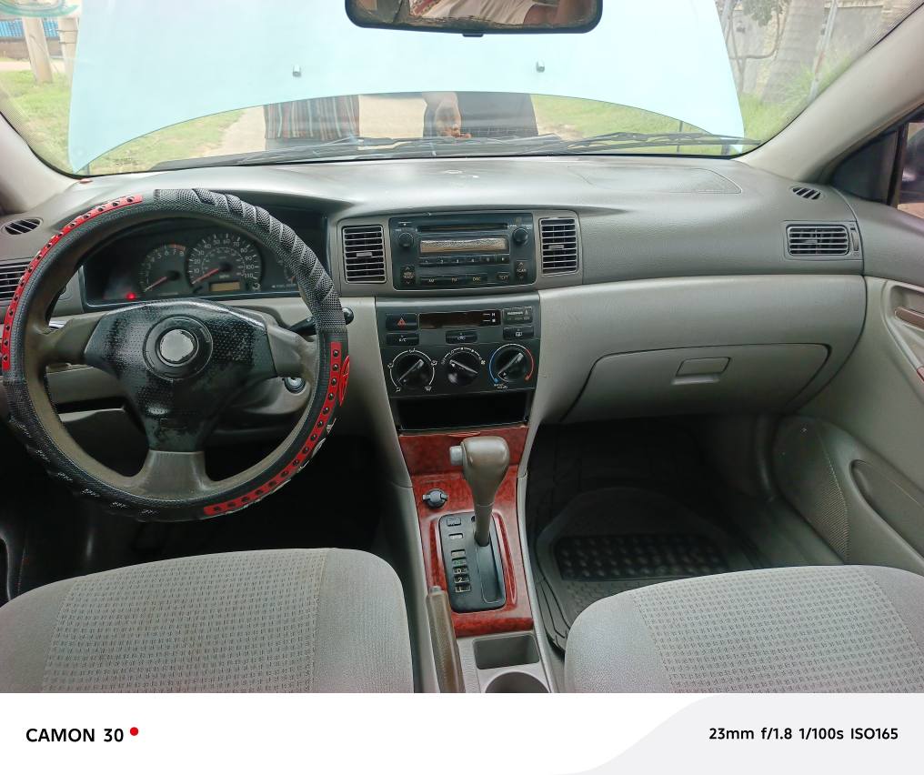 A picture of Toyota Corolla model 06