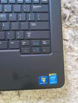 A picture of DELL LATITUDE CORE I3