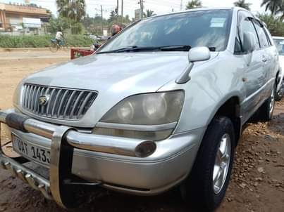 A picture of Toyota harrier