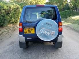 A picture of MITSUBISH MIN PAJERO