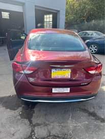 A picture of 2015 Chrysler 200 Limited Sedan 4D